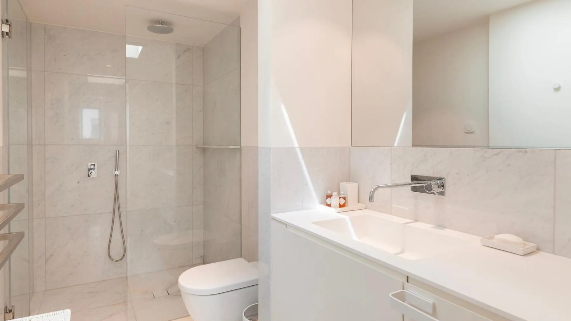 Hidden Alfama Luxury Flat By Lovelystay Lisboa