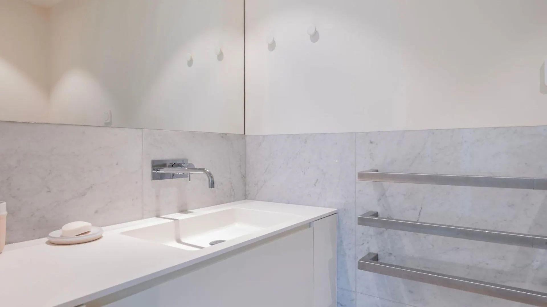 Hidden Alfama Luxury Flat By Lovelystay Lissabon