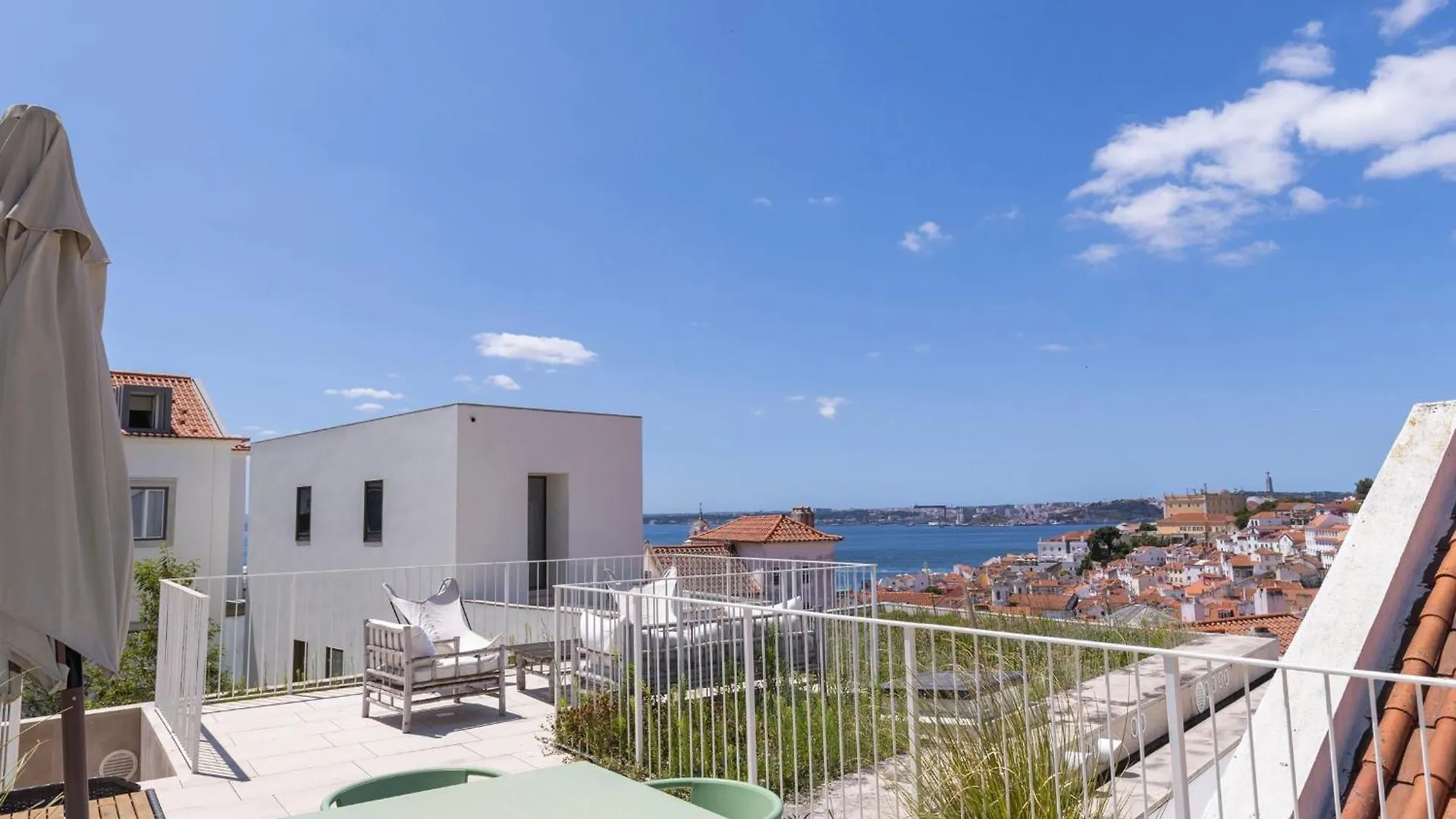 Apartment Hidden Alfama Luxury Flat By Lovelystay Lissabon Portugal